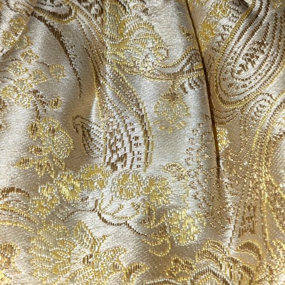 Vintage French-like Style Gold Paisley Floral Fabric Coin Purse - Picture 3 of 8